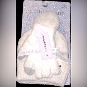 Madden Girl hat & gloves gift set